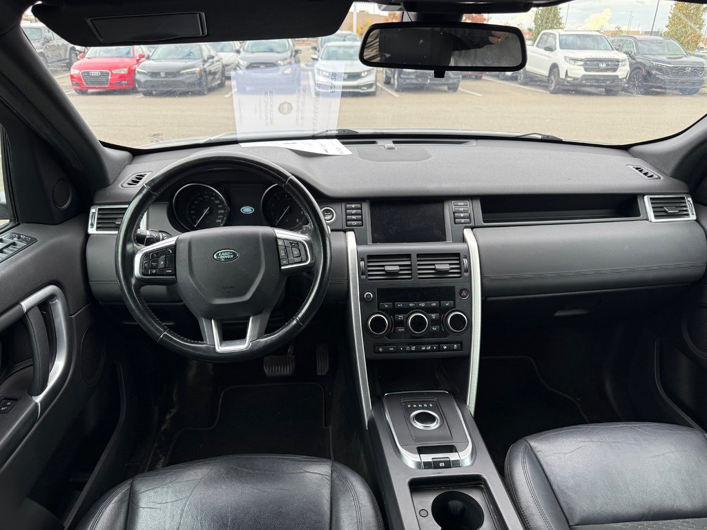 2018 Land Rover Discovery Sport SE in Lachenaie, Quebec - 8 - w1024h768px