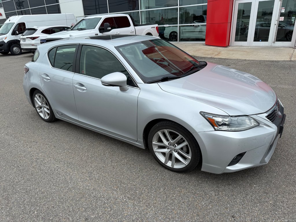 Lexus CT 200h HYBRID/JAMAIS ACCIDENTÉ 2014 à Montréal, Québec - 7 - w1024h768px