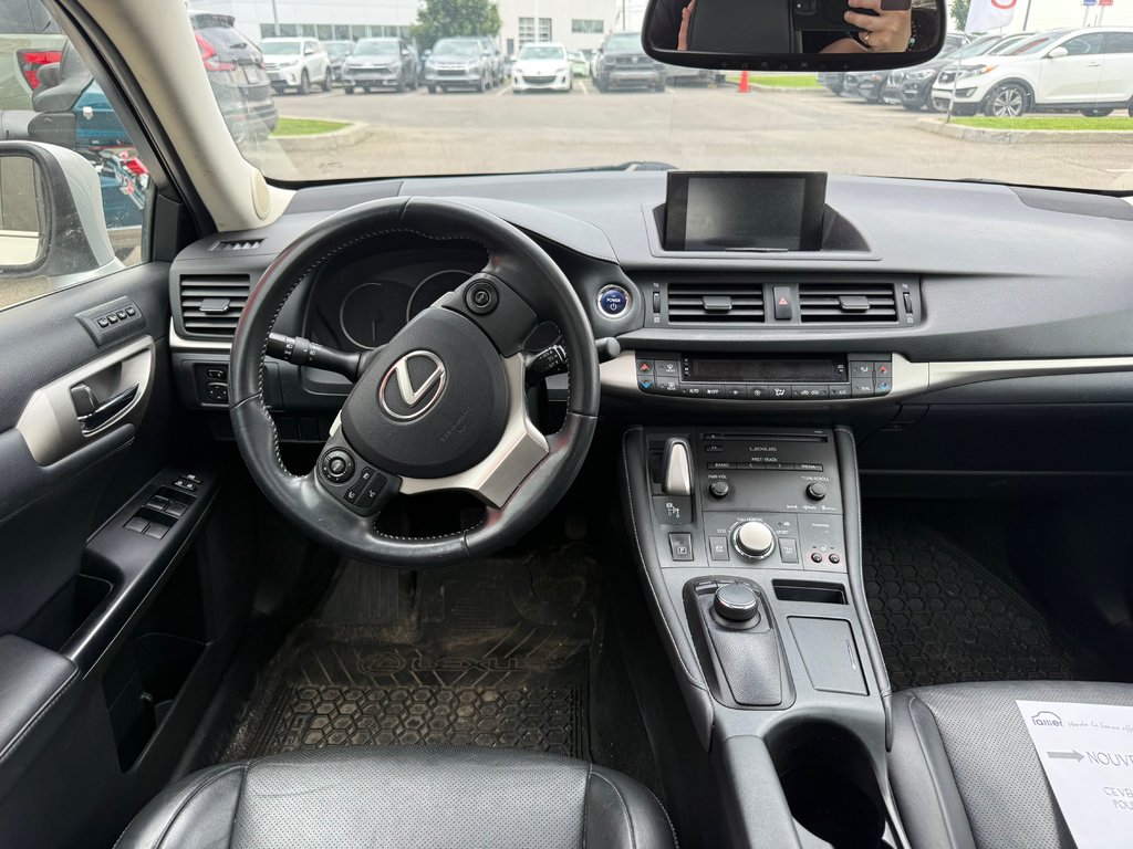 Lexus CT 200h HYBRID/JAMAIS ACCIDENTÉ 2014 à Montréal, Québec - 11 - w1024h768px