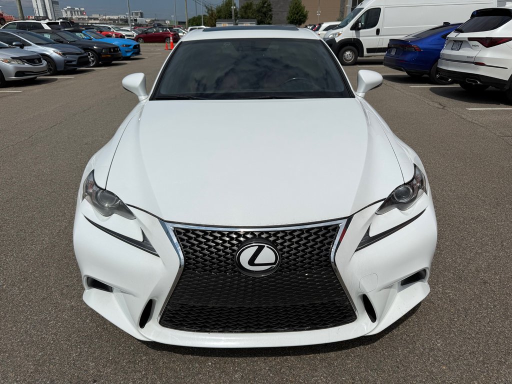2016 Lexus IS 300 AWD/41 DOSSIERS D'ENTRETIENT in Lachenaie, Quebec - 8 - w1024h768px