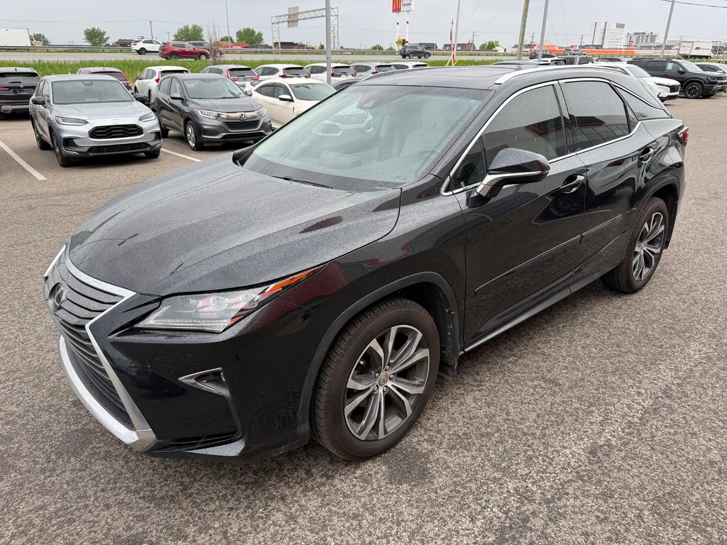 2017 Lexus RX 350 in Lachenaie, Quebec - 1 - w1024h768px