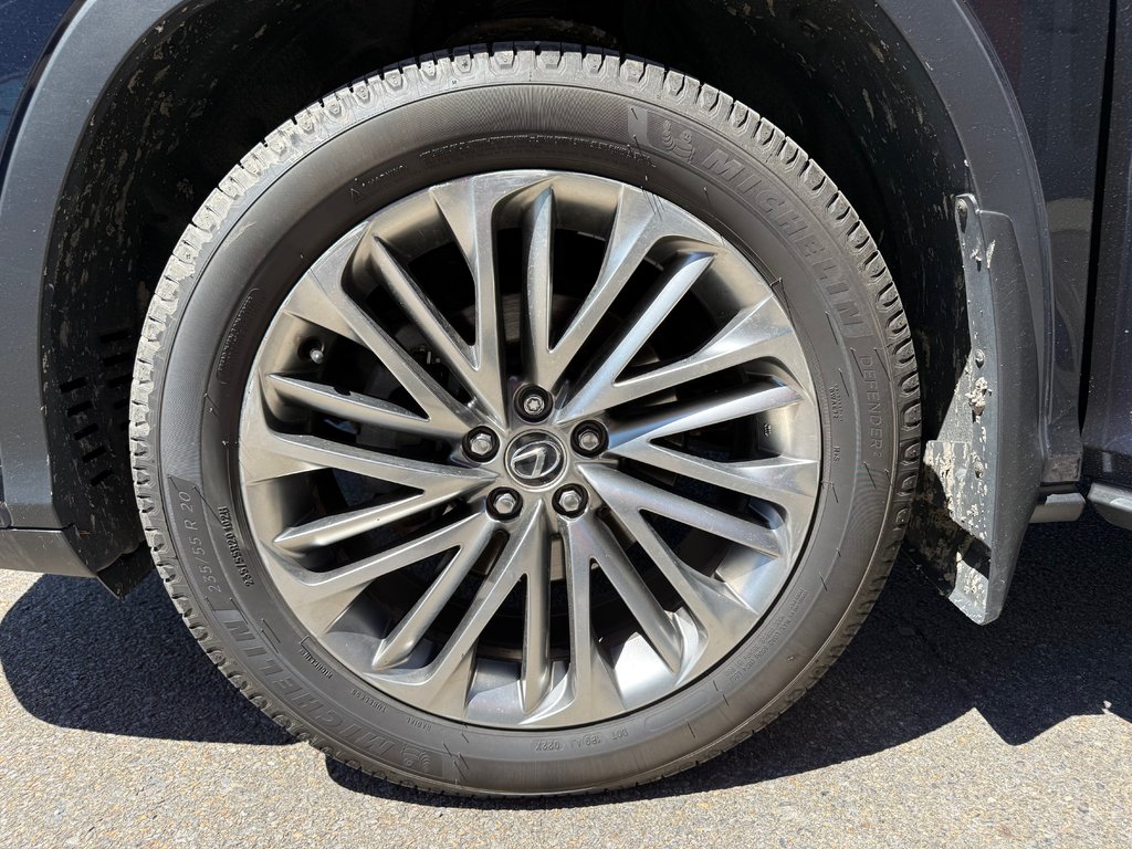 2020 Lexus RX 350 in Montréal, Quebec - 13 - w1024h768px