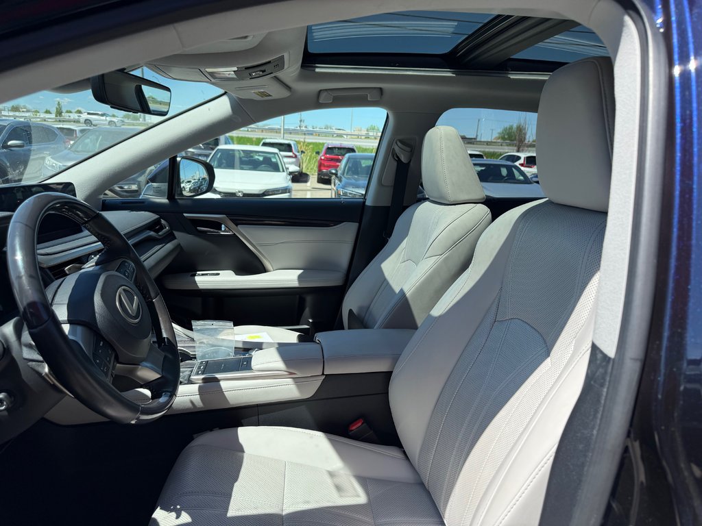 2020 Lexus RX 350 in Montréal, Quebec - 11 - w1024h768px