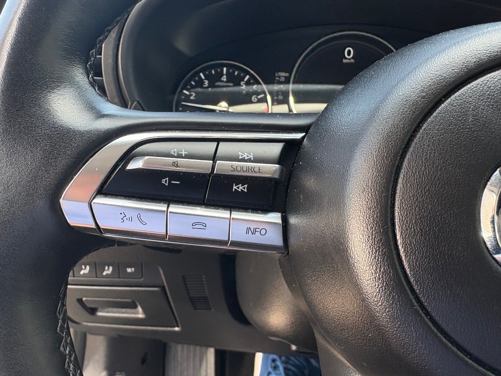 2021 Mazda 3 GT JAMAIS ACCIDENTÉ in , Quebec - 9 - w1024h768px