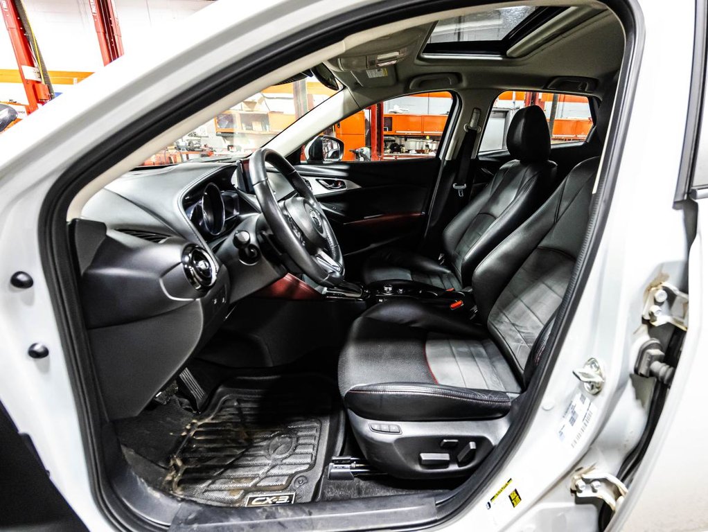 Mazda CX-3 GT AWD CUIR I TOIT OUVRANT I SIEGES ET VOLANT CHAUFFANTS I FREINS NEUF 2018 à , Québec - 19 - w1024h768px