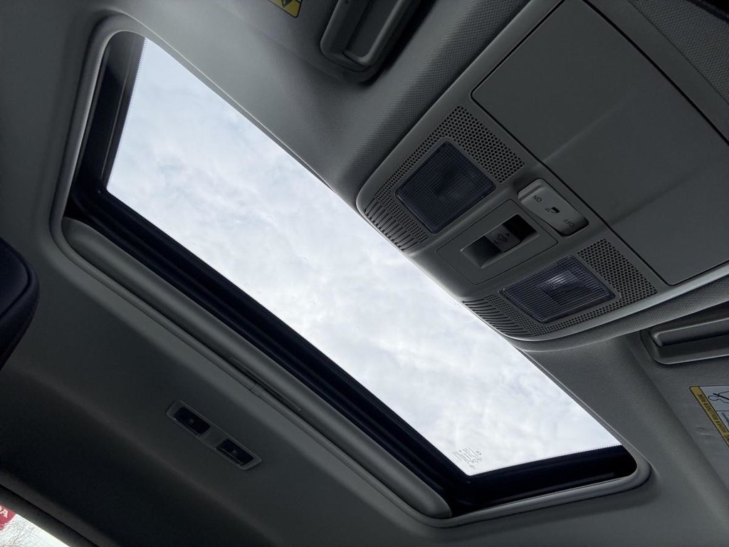 Mazda CX-5 GT AWD JAMAIS ACCIDENTÉ I CUIR I TOIT OUVRANT I MAGS I CARPLAY I SIEGES CHAUFFANTS I SECURITE ACTIVE 2021 à , Québec - 13 - w1024h768px