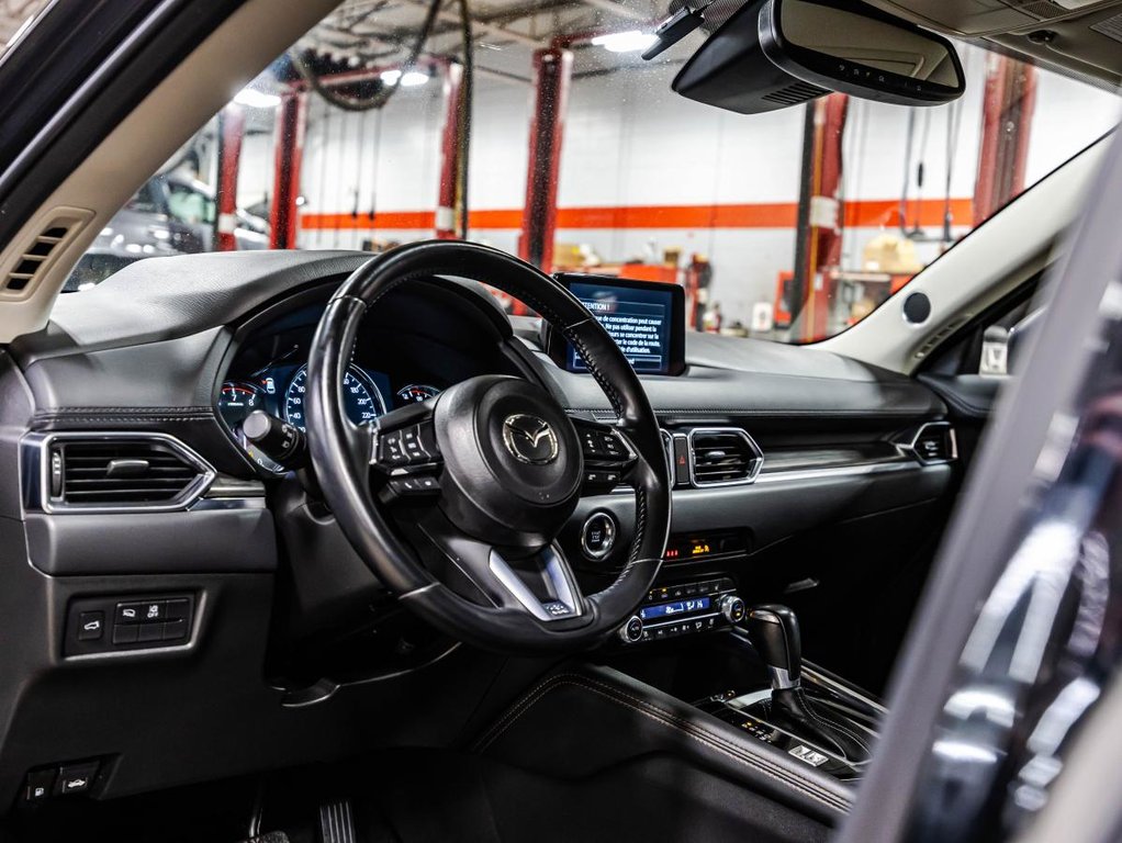 Mazda CX-5 GT AWD JAMAIS ACCIDENTÉ I CUIR I TOIT OUVRANT I MAGS I CARPLAY I SIEGES CHAUFFANTS I SECURITE ACTIVE 2021 à , Québec - 22 - w1024h768px