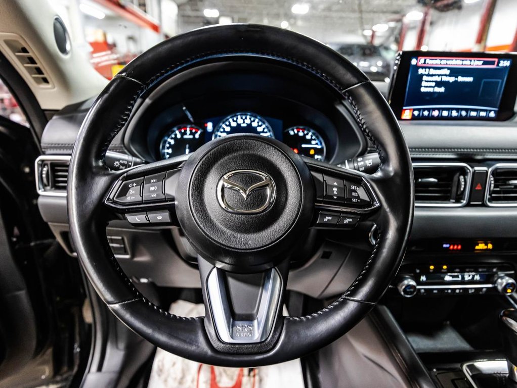 Mazda CX-5 GT AWD JAMAIS ACCIDENTÉ I CUIR I TOIT OUVRANT I MAGS I CARPLAY I SIEGES CHAUFFANTS I SECURITE ACTIVE 2021 à , Québec - 24 - w1024h768px