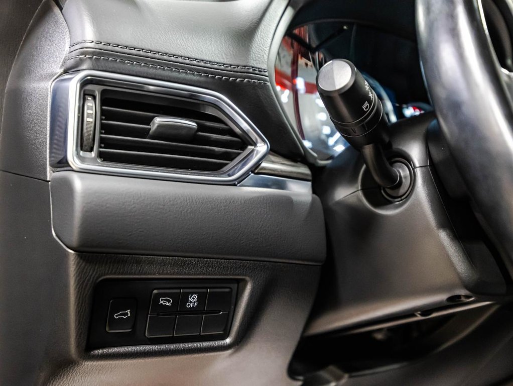 Mazda CX-5 GT AWD JAMAIS ACCIDENTÉ I CUIR I TOIT OUVRANT I MAGS I CARPLAY I SIEGES CHAUFFANTS I SECURITE ACTIVE 2021 à , Québec - 23 - w1024h768px