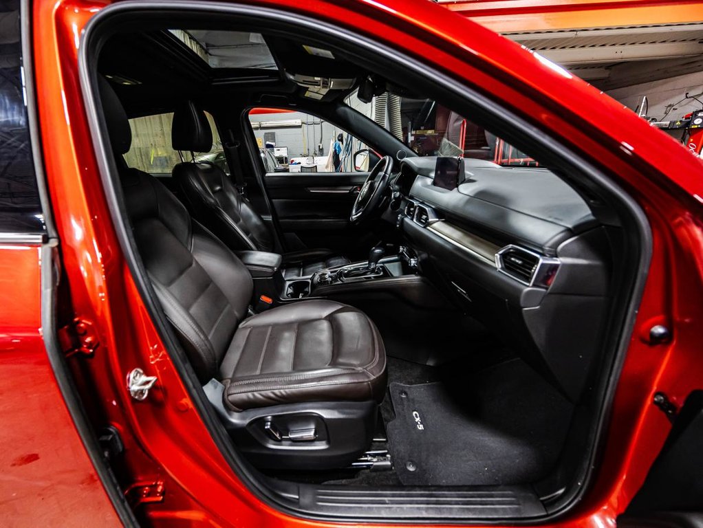2021 Mazda CX-5 Signature AWD CUIR I SIEGES CHAUFFANTS ET VENTILÉS I MAGS I TOIT OUVRANT I SECURITE ACTIVE in , Quebec - 19 - w1024h768px