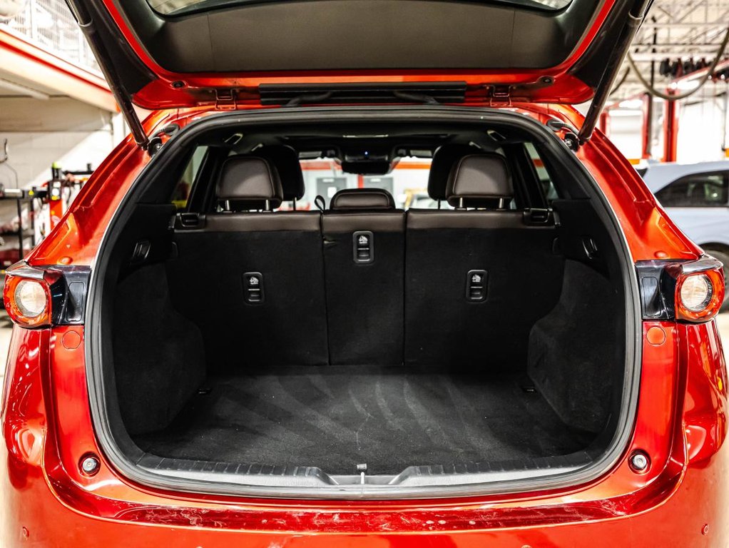 2021 Mazda CX-5 Signature AWD CUIR I SIEGES CHAUFFANTS ET VENTILÉS I MAGS I TOIT OUVRANT I SECURITE ACTIVE in , Quebec - 17 - w1024h768px