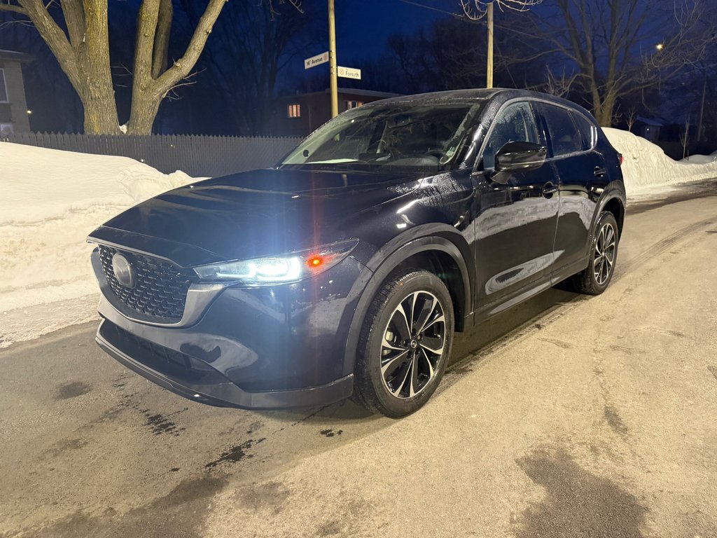 2022 Mazda CX-5 GT in Montreal, Quebec - 1 - w1024h768px