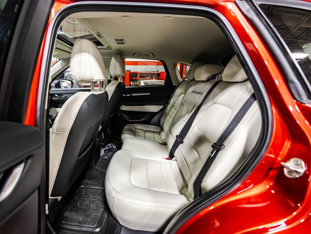 Mazda CX-5 GT AWD 1 PROPRIO I JAMAIS ACCIDENTÉ I CARPLAY I CUIR I TOIT OUVRANT I SIEGES ET VOLANT CHAUFFANTS I 2022 à Montréal, Québec - 14 - w1024h768px