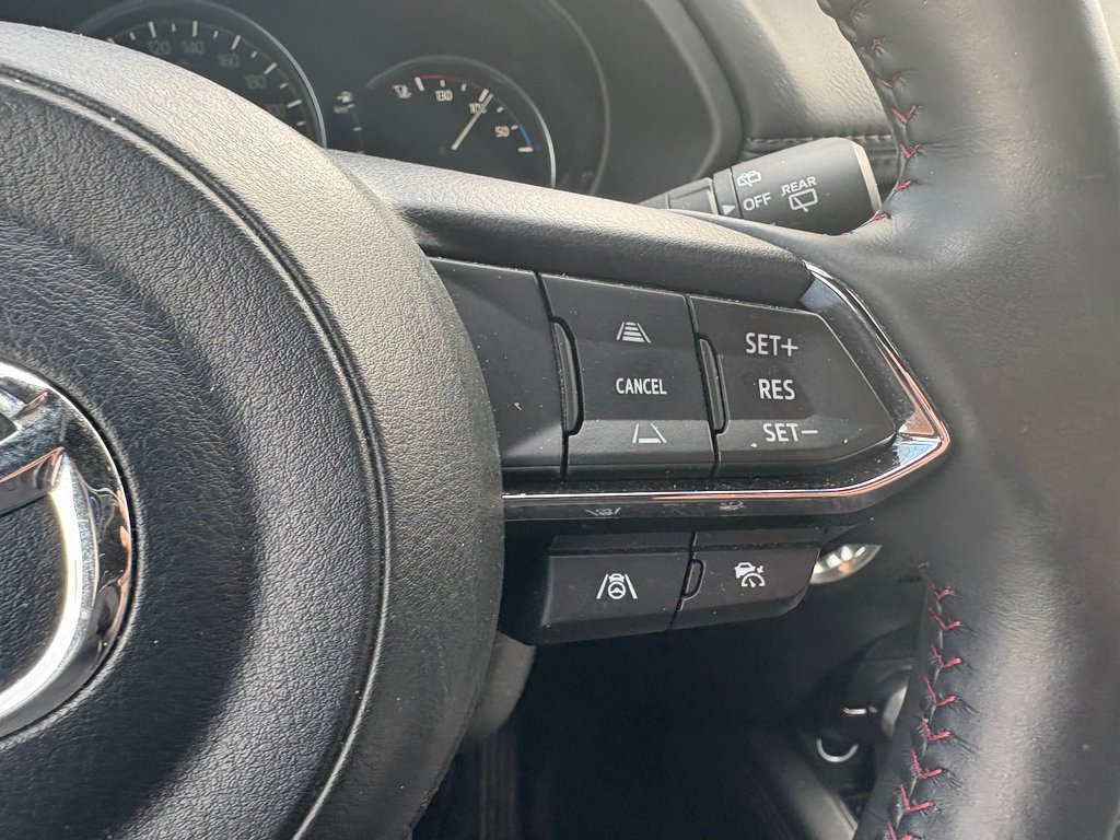 2023 Mazda CX-5 Sport Design JAMAIS ACCIDENTÉ 1 PROPRIO in Montreal, Quebec - 5 - w1024h768px
