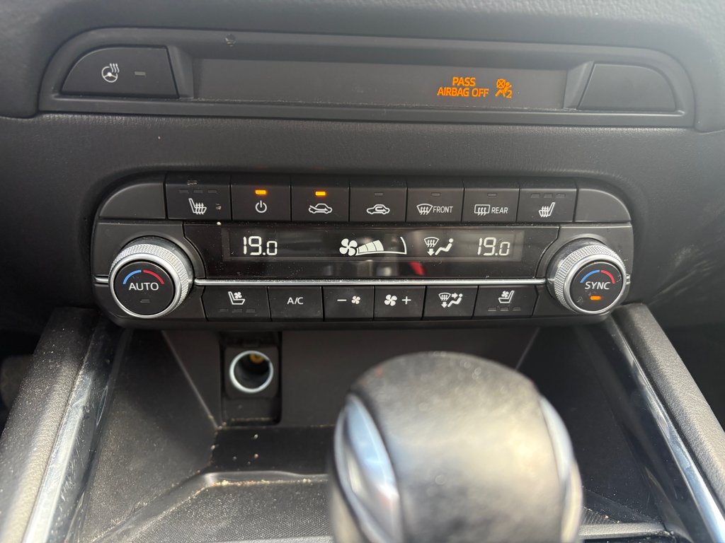 2023 Mazda CX-5 Sport Design JAMAIS ACCIDENTÉ 1 PROPRIO in Montreal, Quebec - 9 - w1024h768px