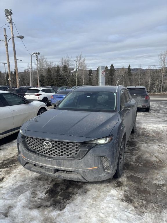 2024 Mazda CX-50 GT TI **JAMAIS ACCIDENTÉ** TOIT OUVRANT+ CUIR+SIÈGES VENTILÉS** in Montréal, Quebec - 1 - w1024h768px