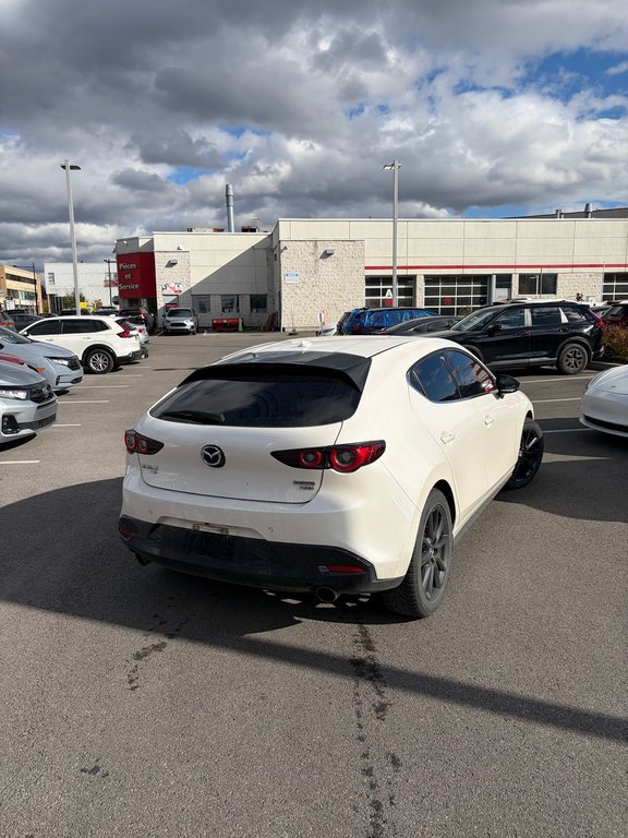 Mazda 3 Sport GT w/Turbo 2023 à Montréal, Québec - 3 - w1024h768px