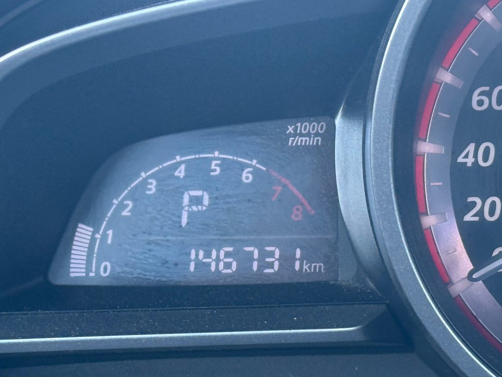 Mazda 3 GS-SKY 2014 à Montréal, Québec - 2 - w1024h768px