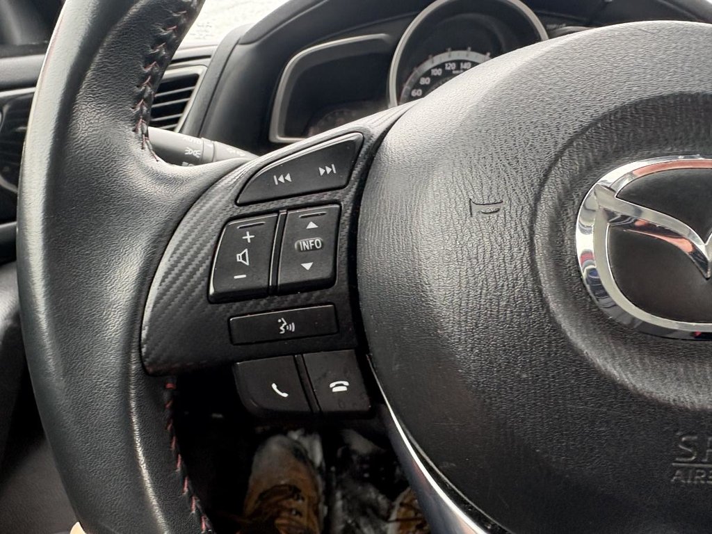 Mazda 3 GS HATCHBACK I JAMAIS ACCIDENTÉ I AUTOMATIQUE I CAMERA I BLUETOOTH I SIEGES CHAUFFANTS 2015 à , Québec - 9 - w1024h768px