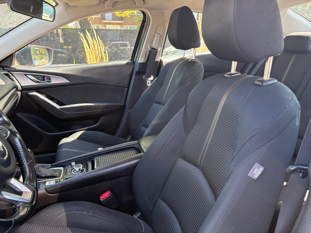 Mazda 3 GS AUTOMATIQUE JAMAIS ACCIDENTÉ 2018 à Montréal, Québec - 5 - w1024h768px