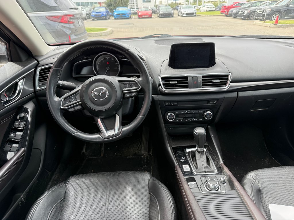 2018 Mazda 3 GT/JAMAIS ACCIDENTÉ/BAS KILOMÉTRAGES in Montréal, Quebec - 10 - w1024h768px