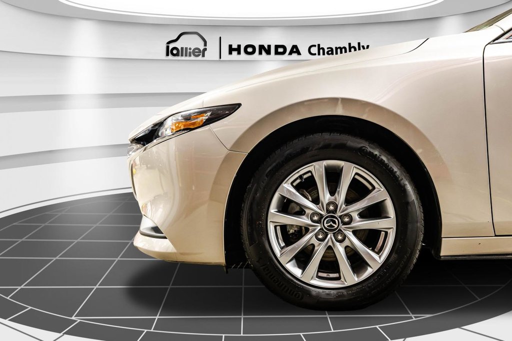 2023 Mazda 3 GS CARPLAY I MAGS I SIEGES ET VOLANT CHAUFFANTS I CXAMERA I SECURITE ACTIVE in , Quebec - 10 - w1024h768px