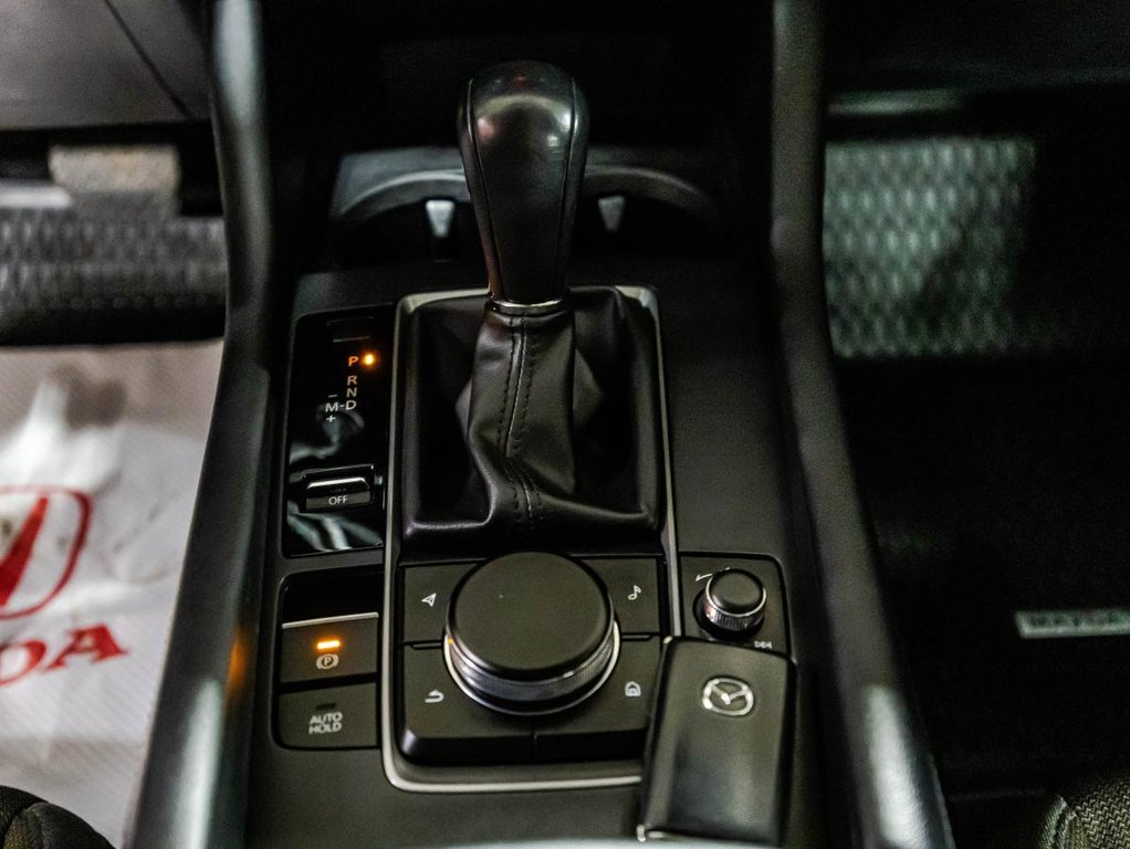 2023 Mazda 3 GS CARPLAY I MAGS I SIEGES ET VOLANT CHAUFFANTS I CXAMERA I SECURITE ACTIVE in , Quebec - 24 - w1024h768px