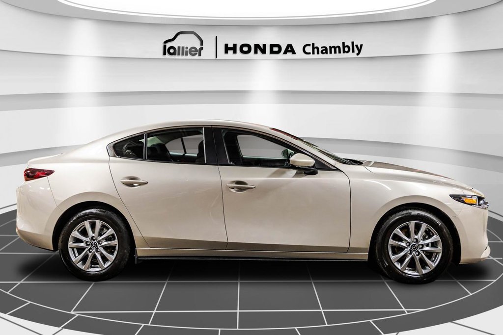 2023 Mazda 3 GS CARPLAY I MAGS I SIEGES ET VOLANT CHAUFFANTS I CXAMERA I SECURITE ACTIVE in , Quebec - 8 - w1024h768px