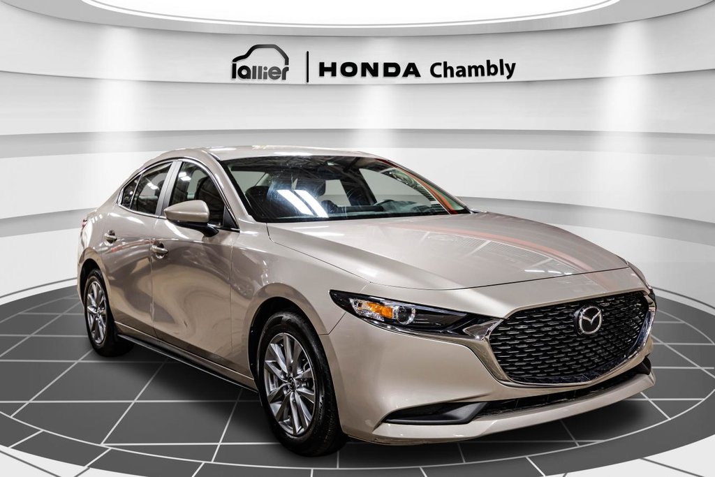 2023 Mazda 3 GS CARPLAY I MAGS I SIEGES ET VOLANT CHAUFFANTS I CXAMERA I SECURITE ACTIVE in , Quebec - 9 - w1024h768px