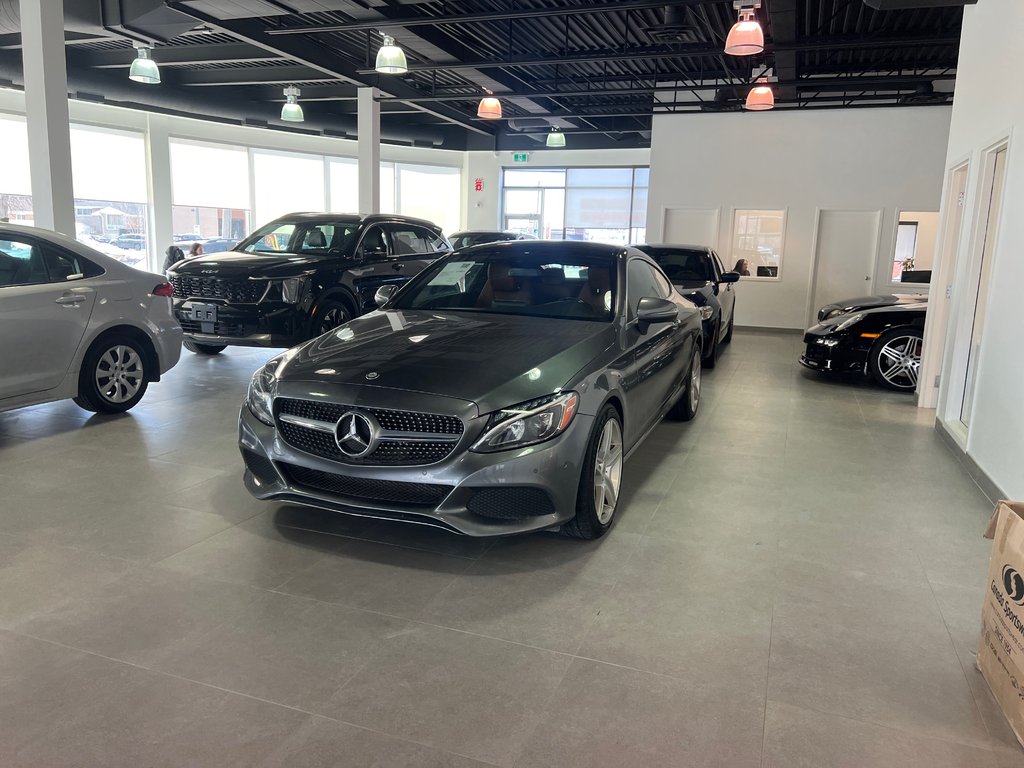 Mercedes-Benz C-Class C 300 2017 à Montréal, Québec - 1 - w1024h768px