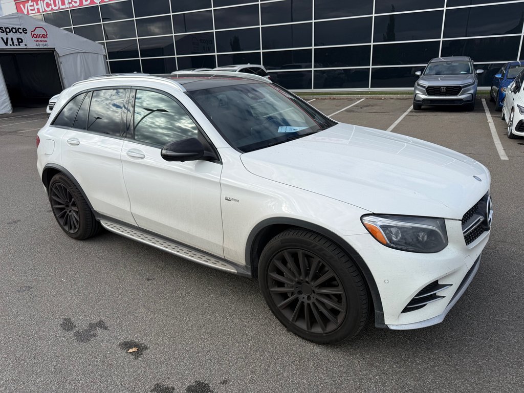 2017 Mercedes-Benz GLC AMG GLC 43/19 DOSSIERS D'ENTRETIENT in Lachenaie, Quebec - 8 - w1024h768px