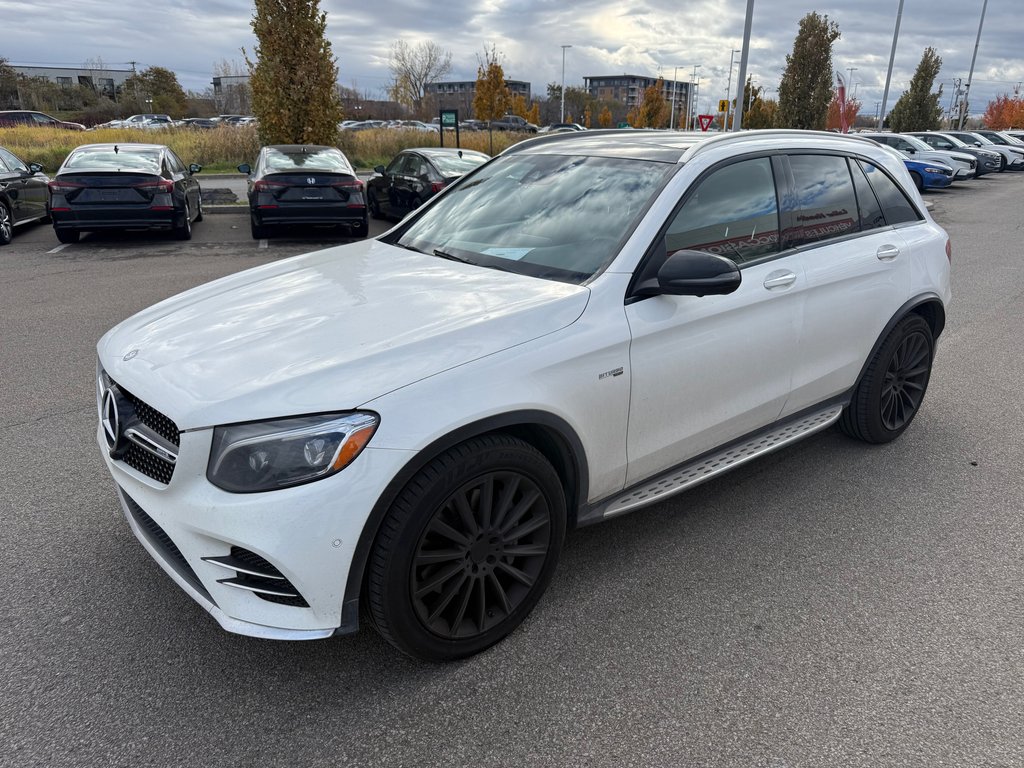 2017 Mercedes-Benz GLC AMG GLC 43/19 DOSSIERS D'ENTRETIENT in Lachenaie, Quebec - 1 - w1024h768px
