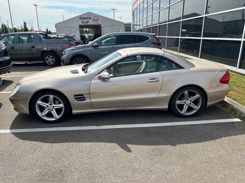 2005  SL-Class 5.0L in Lachenaie, Quebec - 1 - w1024h768px