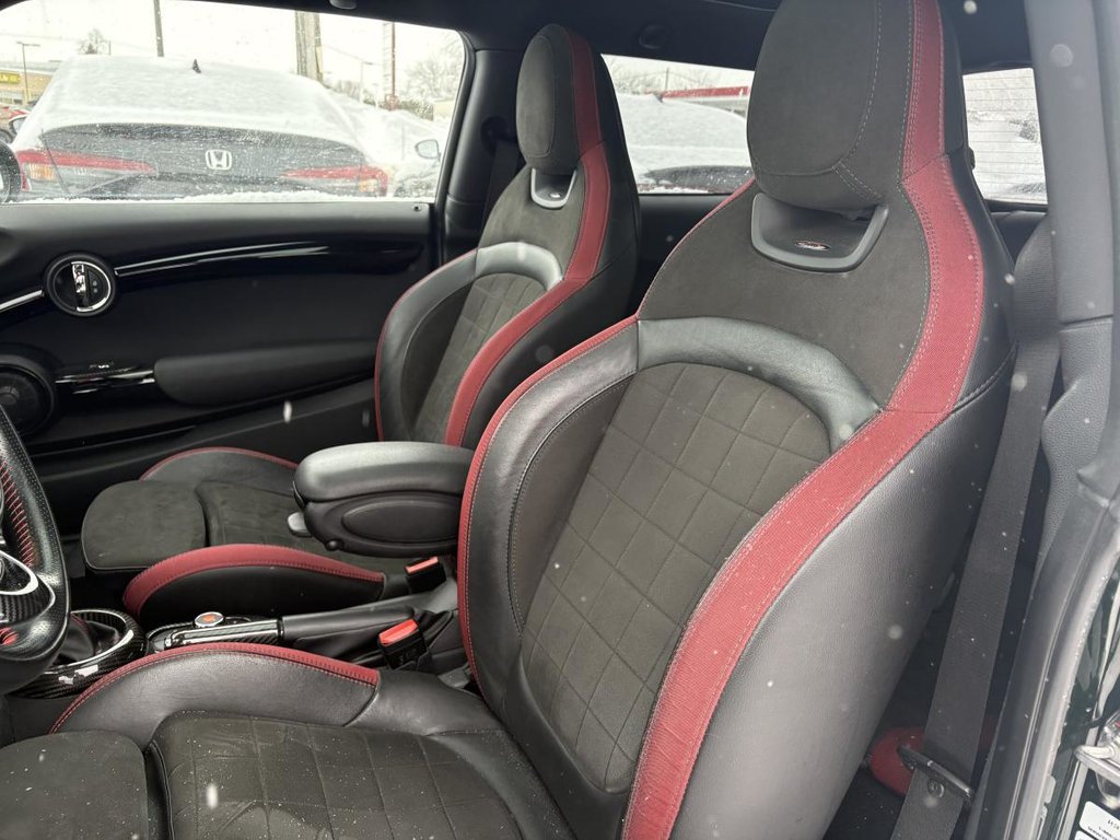 MINI 3 door John Cooper Works 45 000 KM I TOIT PANORAMIQUE I MAGS I SIEGES CHAUFFANTS I CAMERA 2018 à , Québec - 7 - w1024h768px