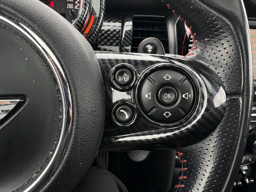 MINI 3 door John Cooper Works 45 000 KM I TOIT PANORAMIQUE I MAGS I SIEGES CHAUFFANTS I CAMERA 2018 à , Québec - 10 - w1024h768px