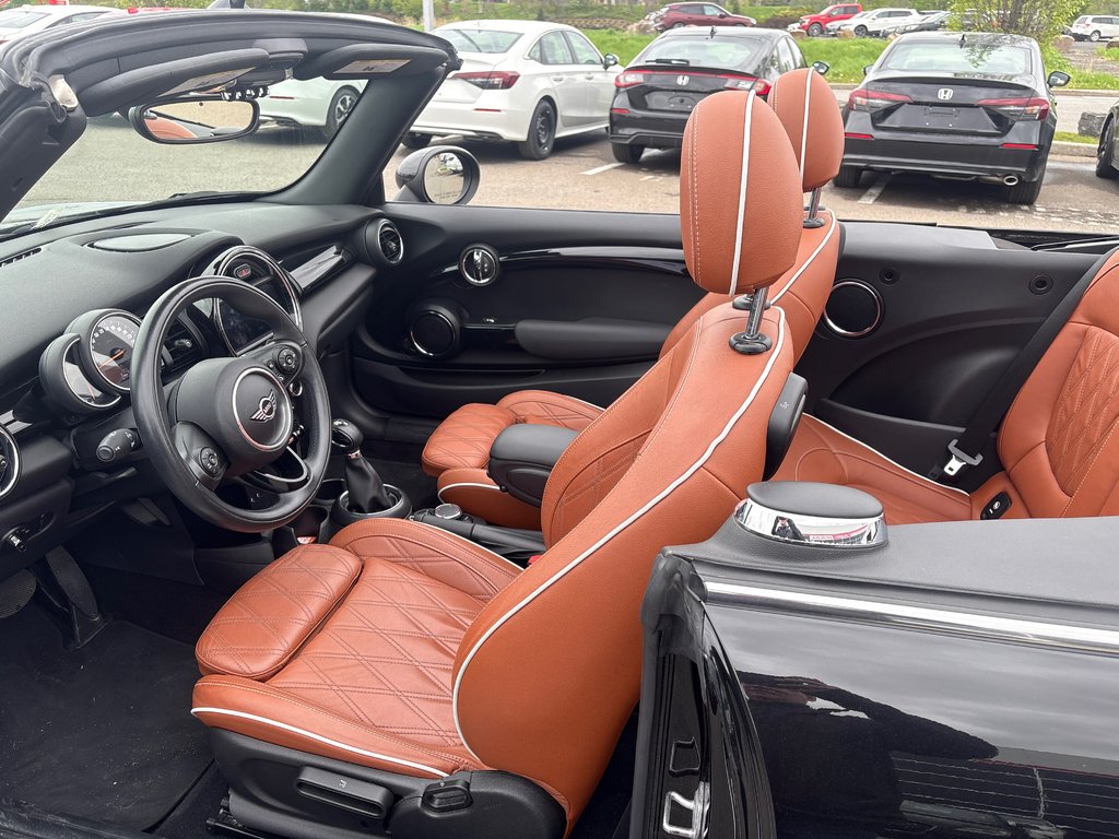 2019 MINI Convertible Cooper in Lachenaie, Quebec - 7 - w1024h768px