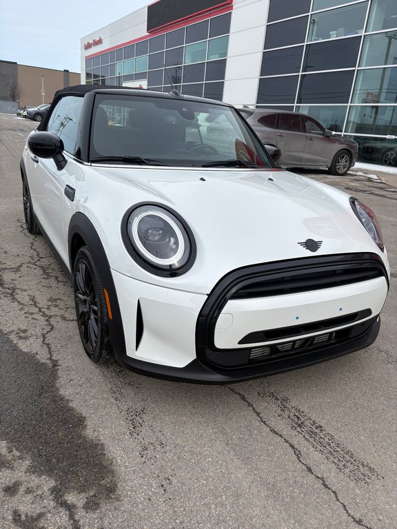 MINI Convertible Cooper 2024 à Lachenaie, Québec - 2 - w1024h768px