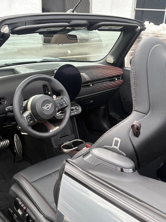 MINI Convertible John Cooper Works 2025 à Lachenaie, Québec - 7 - w1024h768px