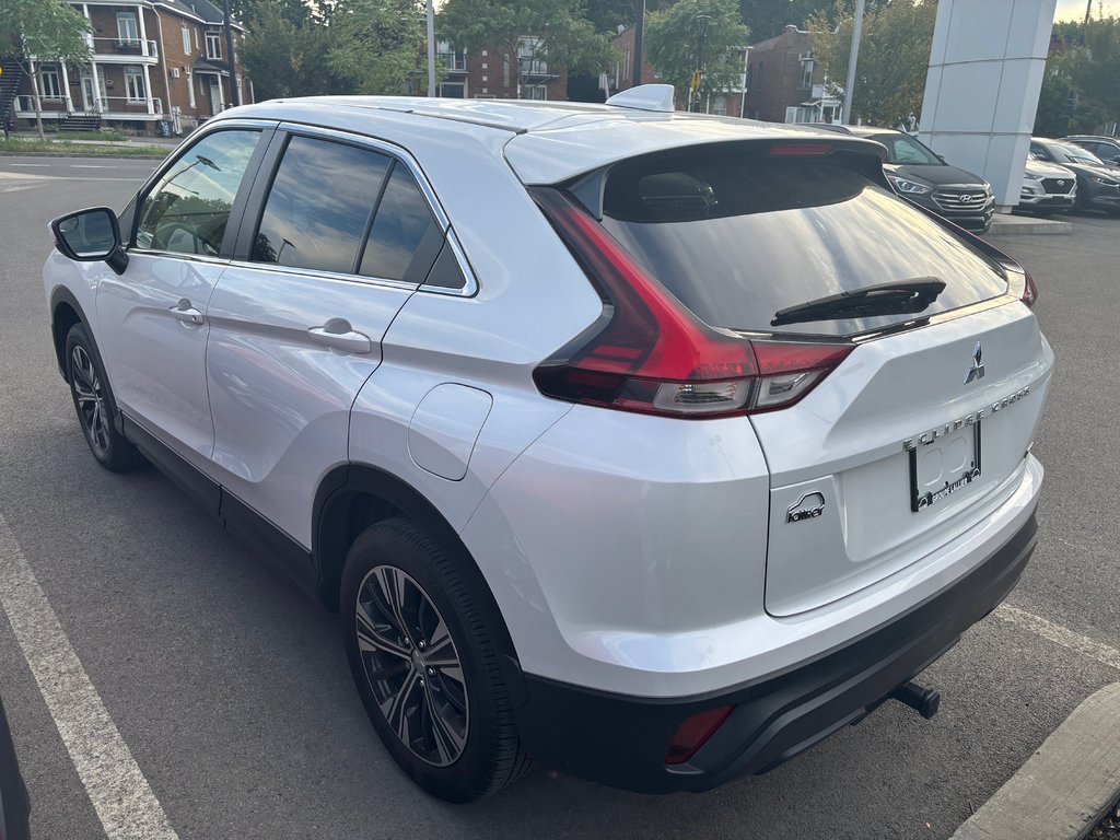 2022 Mitsubishi ECLIPSE CROSS ES in Montréal, Quebec - 4 - w1024h768px
