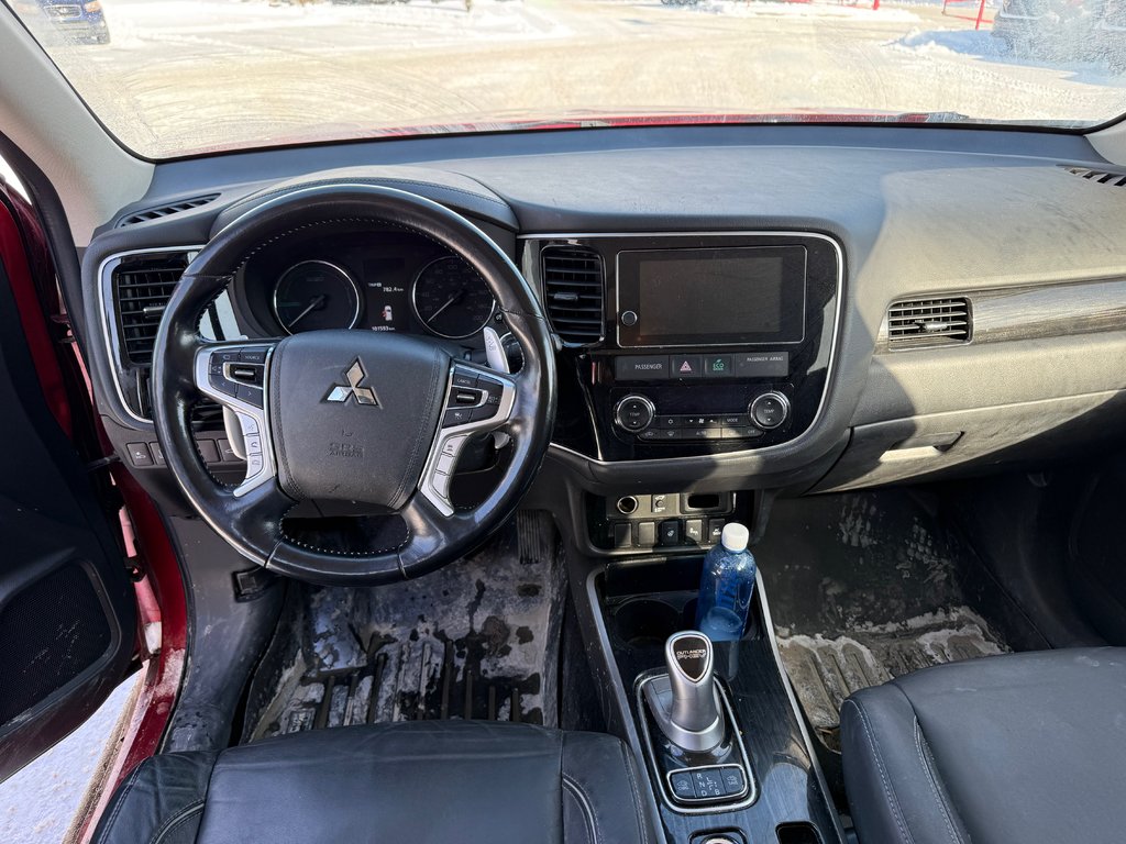 2018 Mitsubishi Outlander PHEV GT in , Quebec - 5 - w1024h768px