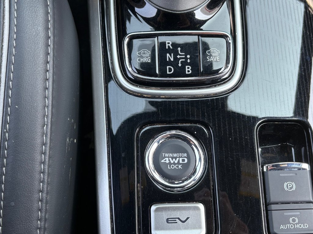 Mitsubishi OUTLANDER PHEV SEL HYBRIDE BRANCHABLE ECONOMIE ET DISTANCE 2020 à , Québec - 12 - w1024h768px