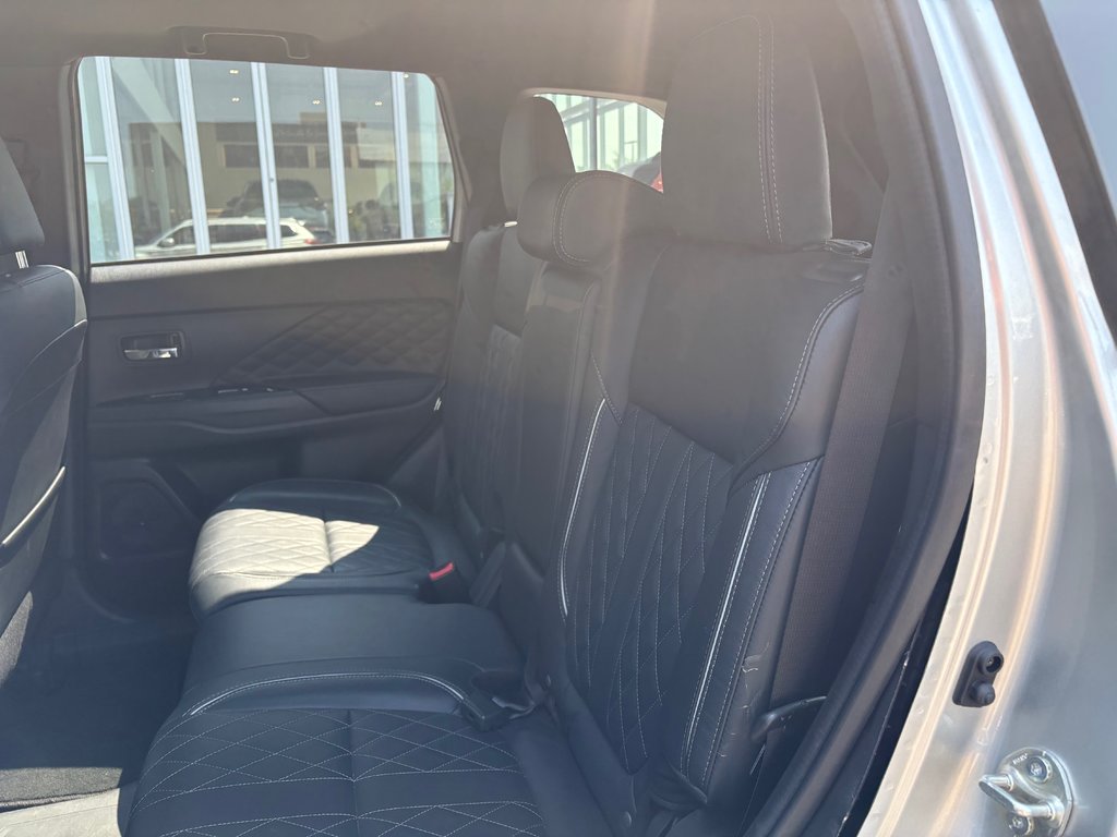 Mitsubishi OUTLANDER PHEV SEL HYBRIDE BRANCHABLE ECONOMIE ET DISTANCE 2020 à , Québec - 5 - w1024h768px