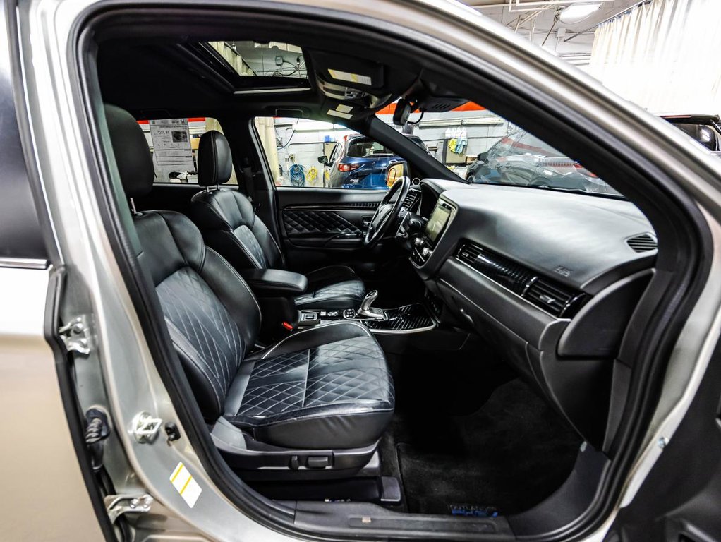 2020 Mitsubishi Outlander PHEV SEL S-AWC in , Quebec - 19 - w1024h768px