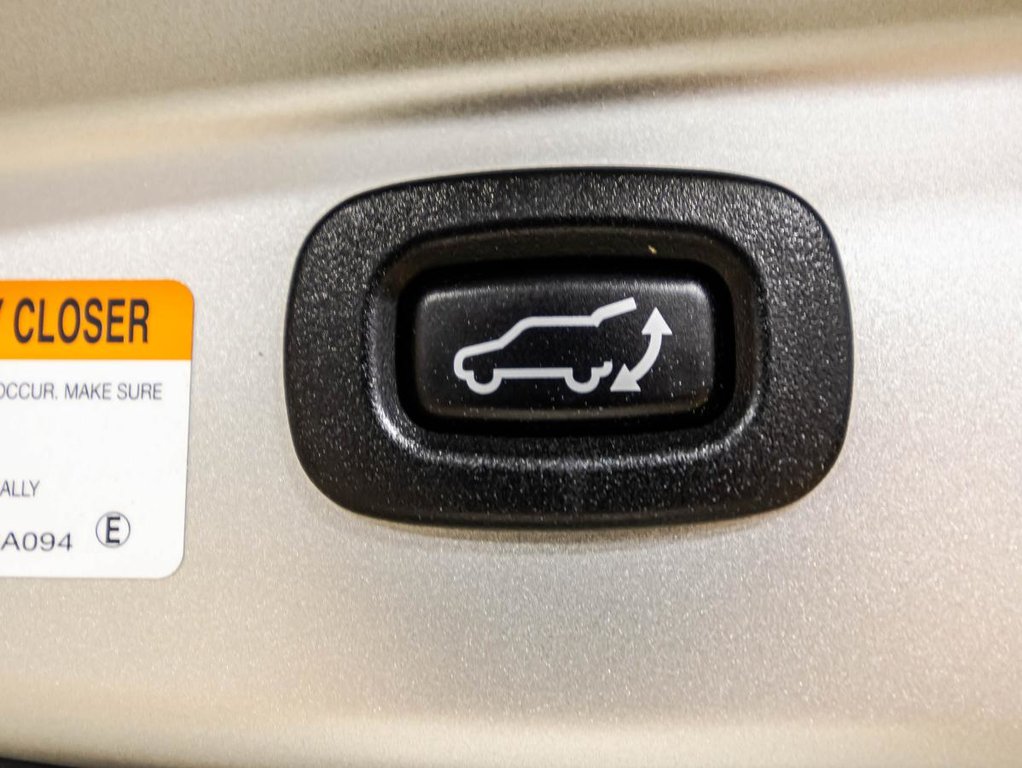 2020 Mitsubishi Outlander PHEV SEL S-AWC in , Quebec - 16 - w1024h768px