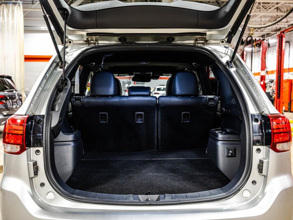 2020 Mitsubishi Outlander PHEV SEL S-AWC in , Quebec - 17 - w1024h768px