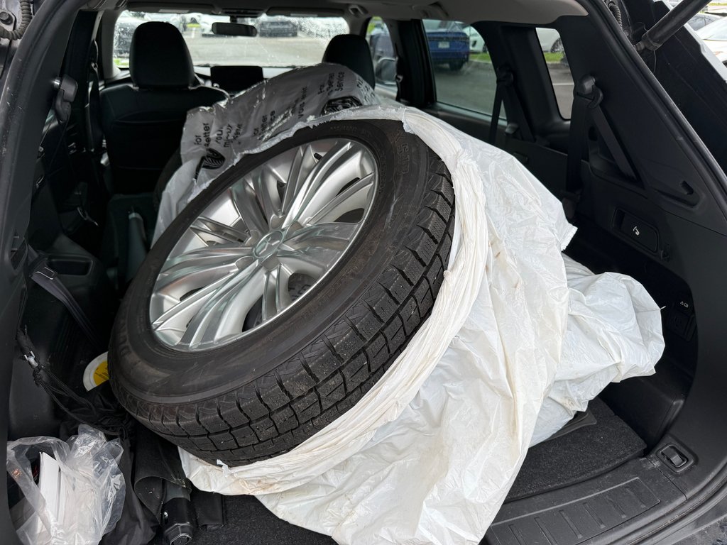 Mitsubishi Outlander PHEV LE/UN PROPRIÉTAIRE/JAMAIS ACCIDENTÉ 2023 à Lachenaie, Québec - 12 - w1024h768px