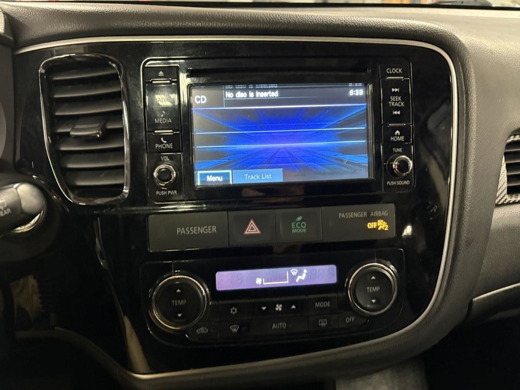 2016 Mitsubishi Outlander SE AWC 4 portes B1 PROPRIO JAMAIS ACCIDENTÉ I in Montréal, Quebec - 14 - w1024h768px