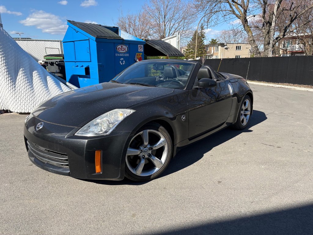 2009 Nissan 350Z Touring in Montreal, Quebec - 1 - w1024h768px