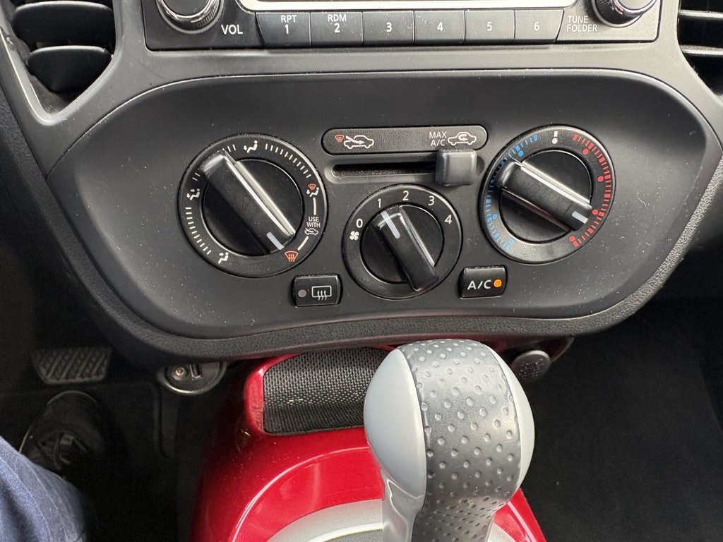 2016 Nissan Juke SV AWD JAMAIS ACCIDENTÉ I 104 000 KKM SEULEMENT I 8 PNEUS in Montréal, Quebec - 13 - w1024h768px