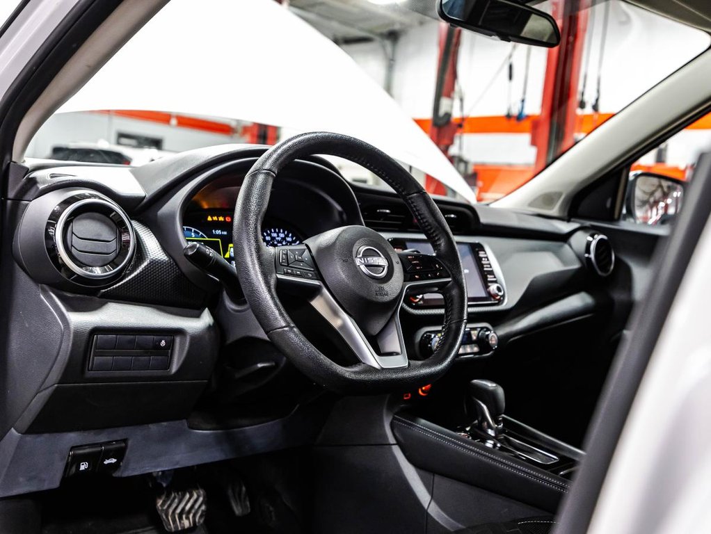 Nissan Kicks SV  JAMAIS ACCIDENTÉ I MAGS I DEMARREUR I SIEGES CHAUFFANTS I CARPLAY I 2022 à , Québec - 20 - w1024h768px
